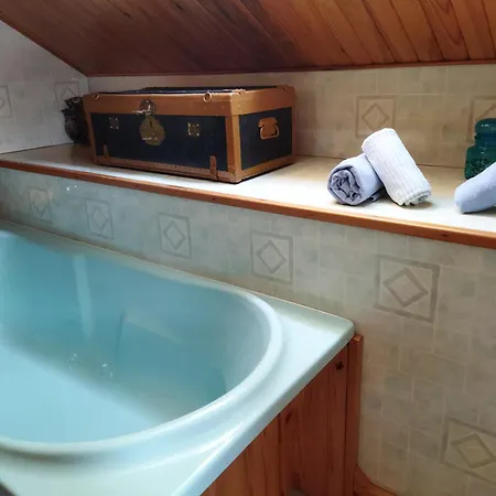 Nomad Alp Bed & Breakfast