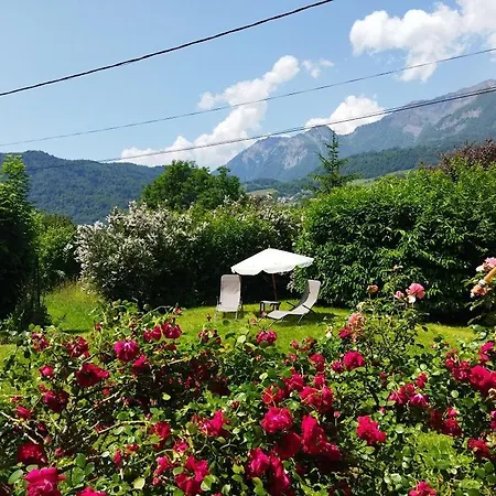 Nomad Alp Bed & Breakfast *