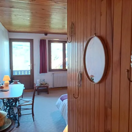 Nomad Alp Bed & Breakfast
